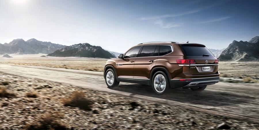 Volkswagen Teramont 2017 года  (CN) (фото 13 из 40)